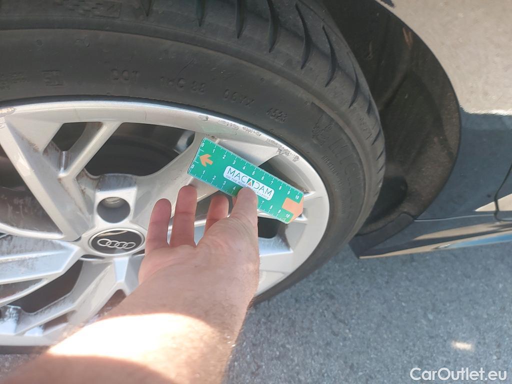  Audi  A5 Sportback AUDI A5 / 2019 / 5P / berlina con portón Advanced 35 TFSI S tronic Sportback #8