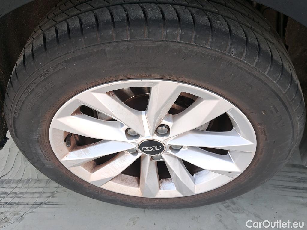  Audi  A3 AUDI  / 2020 / 5P / berlina con portón Sportback 30 TFSI 81kW (110CV) S tronic #19