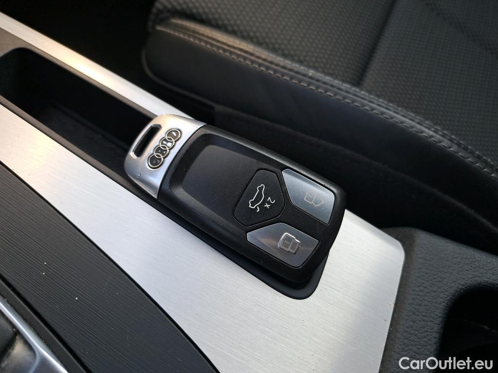  Audi  Q5 AUDI  / 2016 / 5P / todoterreno S line 35 TDI 120kW quattro S tronic #1