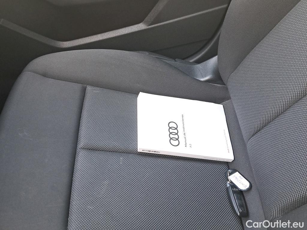  Audi  A3 AUDI  / 2020 / 5P / berlina con portón Sportback 30 TFSI 81kW (110CV) S tronic #1