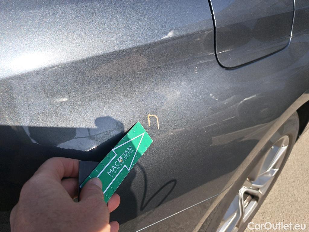  Bmw  Serie 3 BMW  / 2019 / 5P / familiar 318d Auto.Touring #6