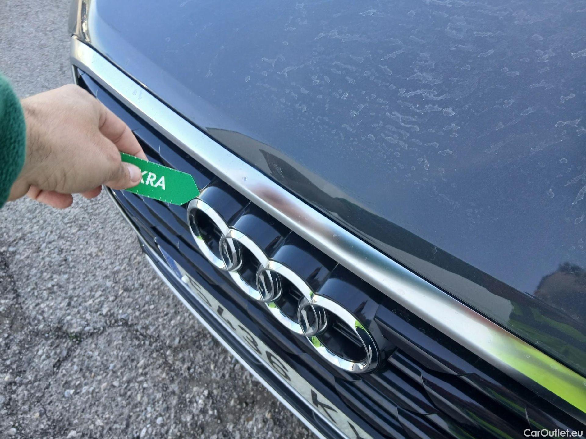  Audi  Q2 AUDI  / 2016 / 5P / todoterreno Design 30 TDI 85kW (116CV) #6