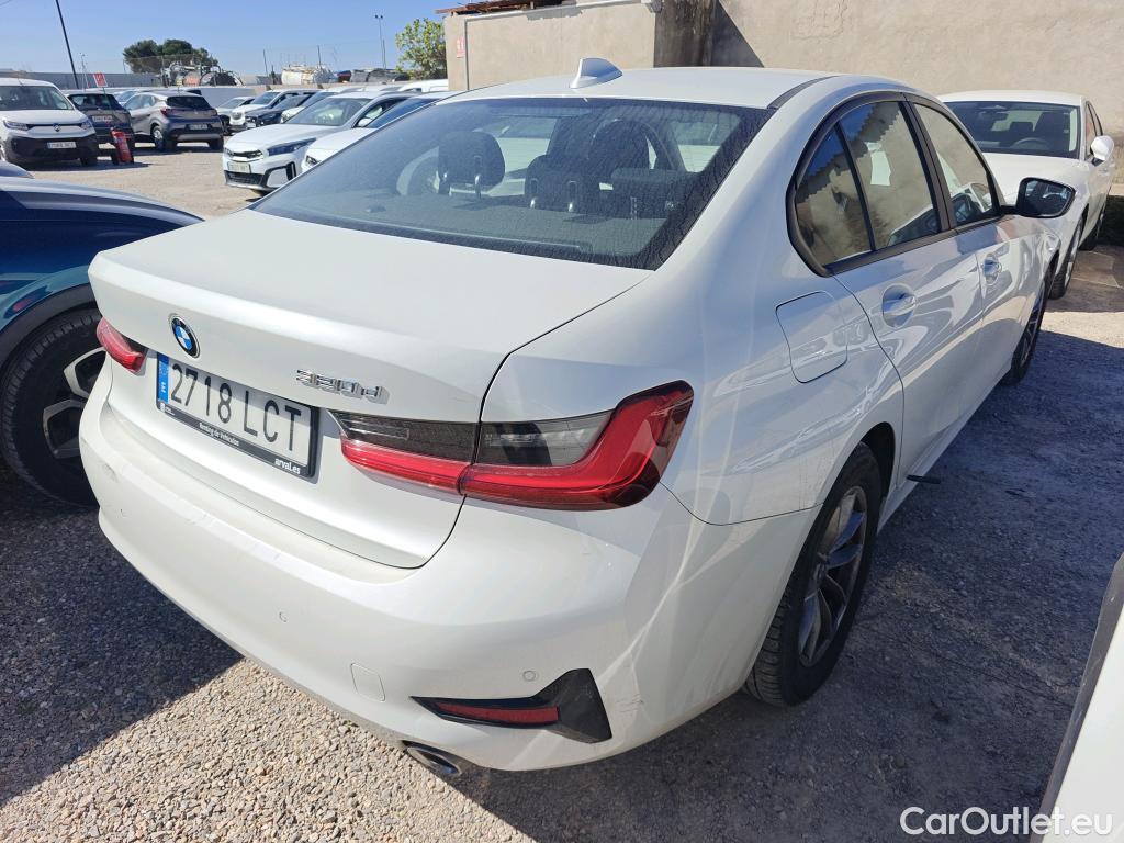  Bmw  Serie 3 BMW  / 2018 / 4P / sedán 320d Auto. #13