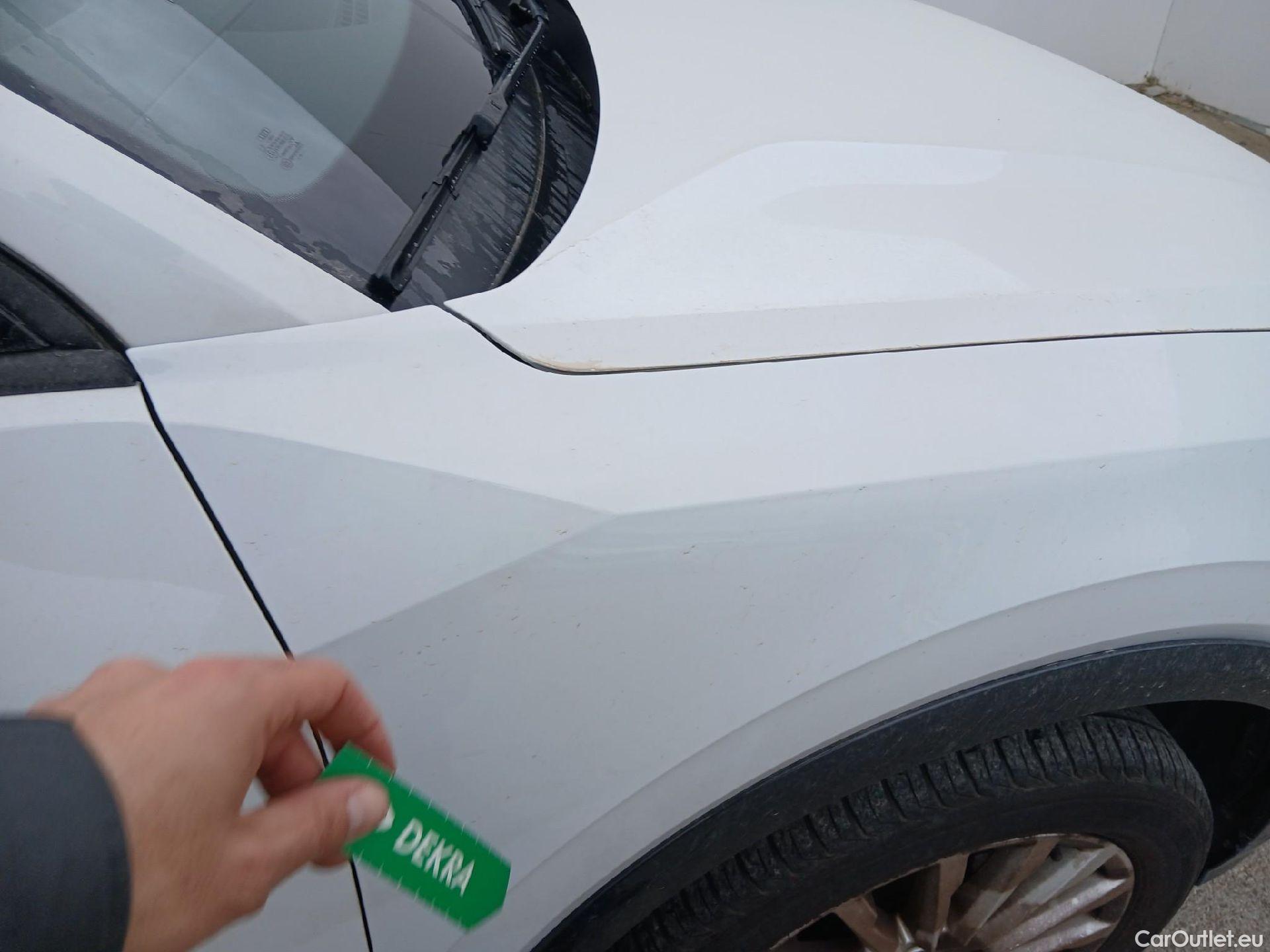  Audi  Q2 AUDI  / 2016 / 5P / todoterreno Design 30 TFSI 85kW (116CV) #18