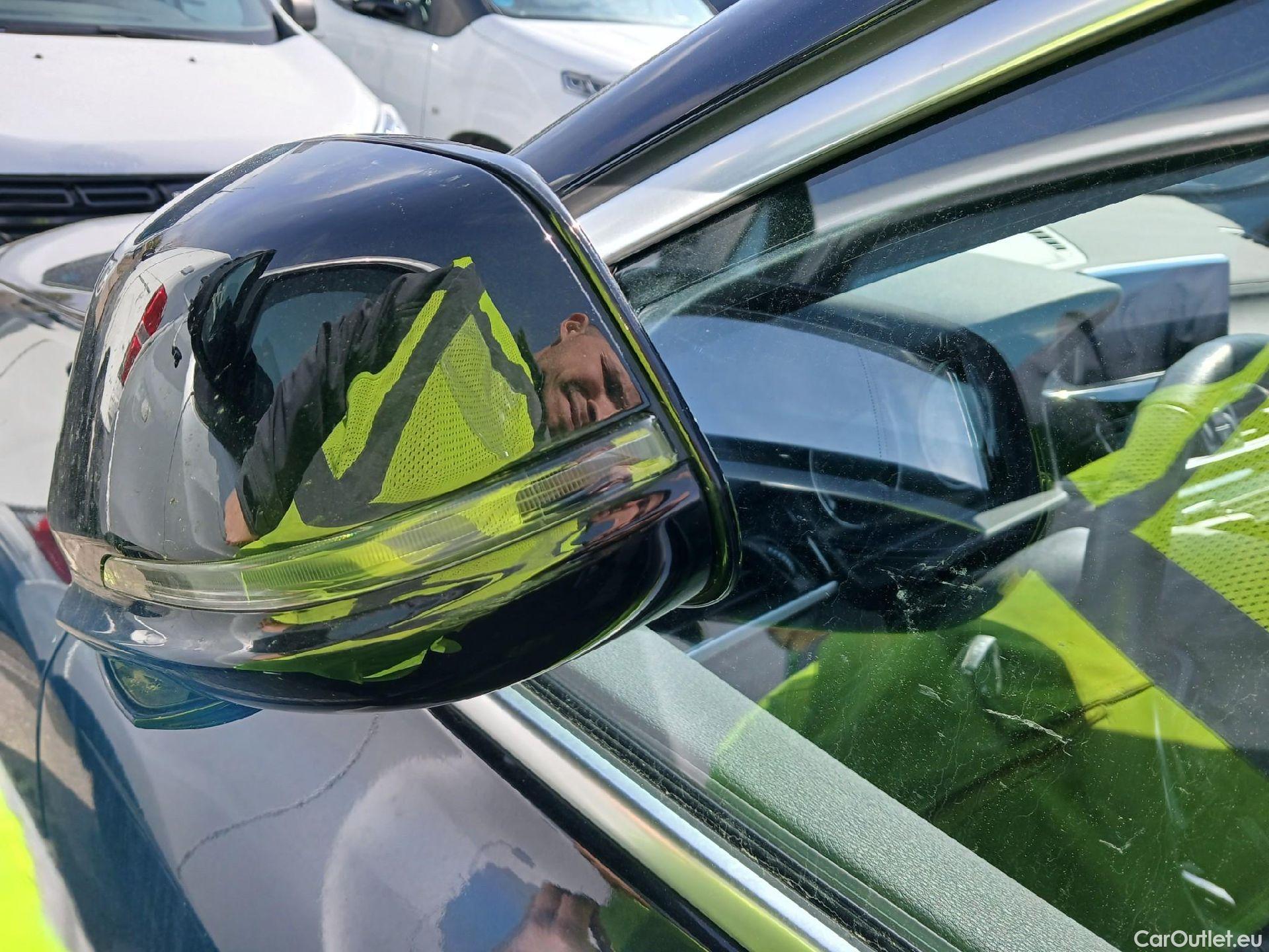  Bmw  X2 BMW  sDrive18i (CX3) #11