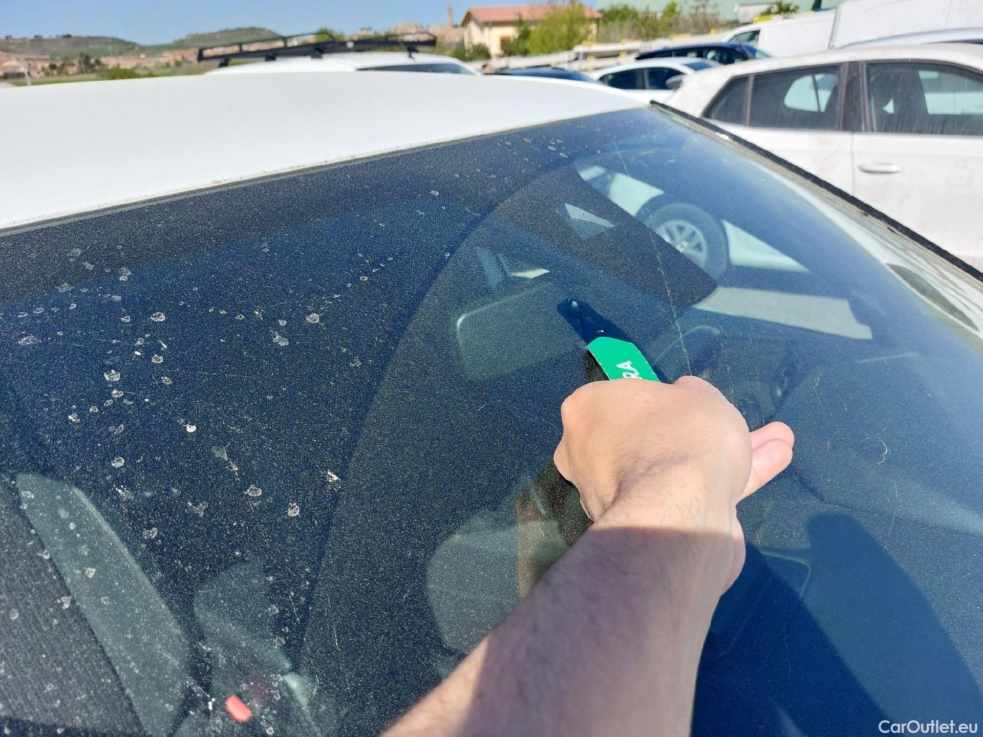  Citroen  DS3 DS DS 3 Crossback / 2018 / 5P / todoterreno PureTech 73 kW Manual PERFORMANCE LINE (AC) #3