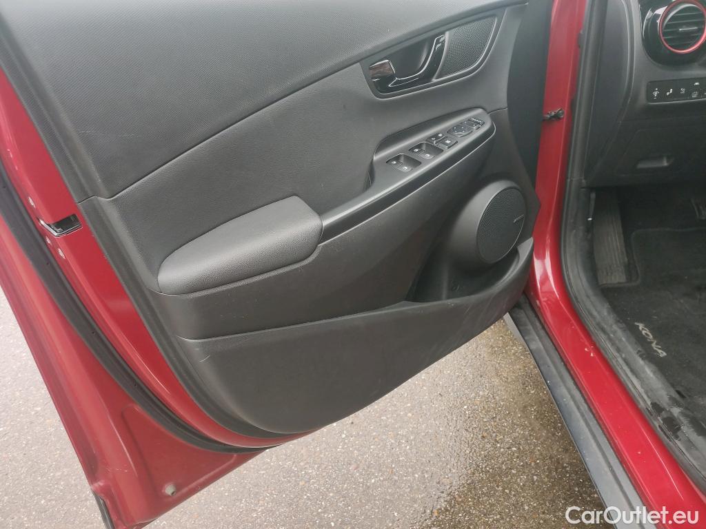  Hyundai  Konna HYUNDAI Kona / 2017 / 5P / todoterreno 1.6 GDI HEV Tecno Red DT #17