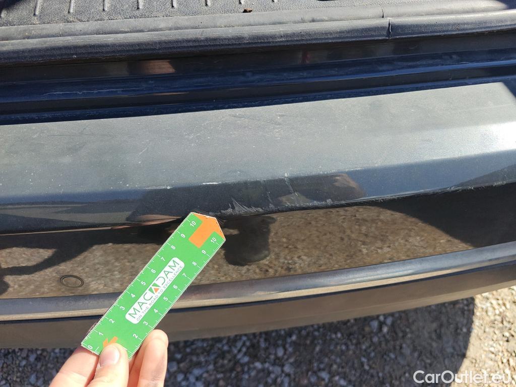  KIA  Sportage KIA  1.6MHEV Drive 100kW(136CV) 4x2(Crist Tintados)(CX) #40