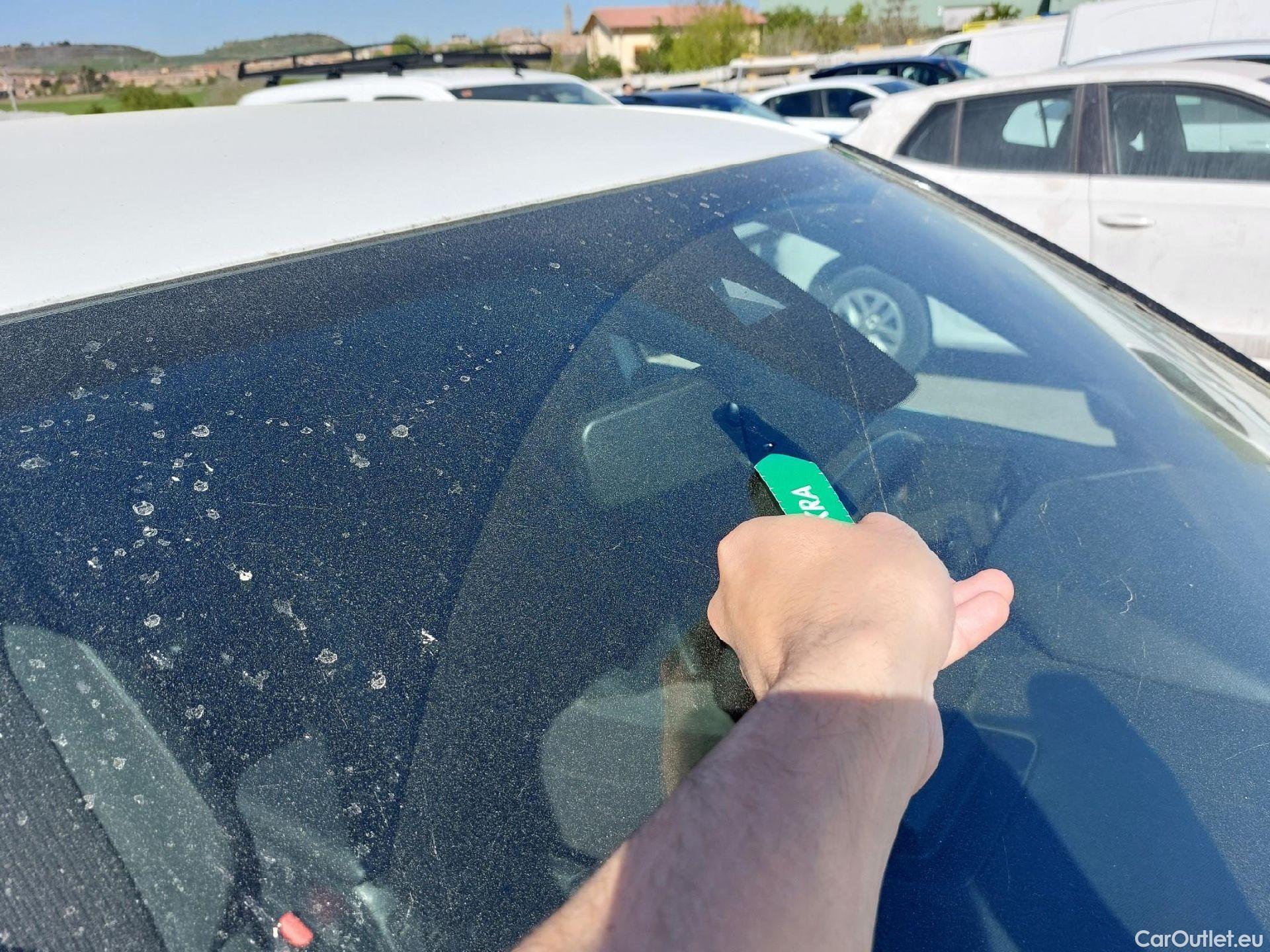  Citroen  DS3 DS DS 3 Crossback / 2018 / 5P / todoterreno PureTech 73 kW Manual PERFORMANCE LINE (AC) #4