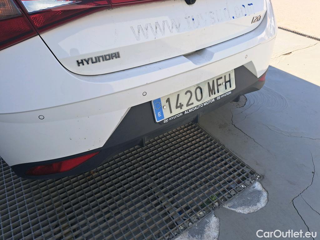  Hyundai  i20 HYUNDAI  / 2020 / 5P / berlina con portón 1.2 MPI Klass #30