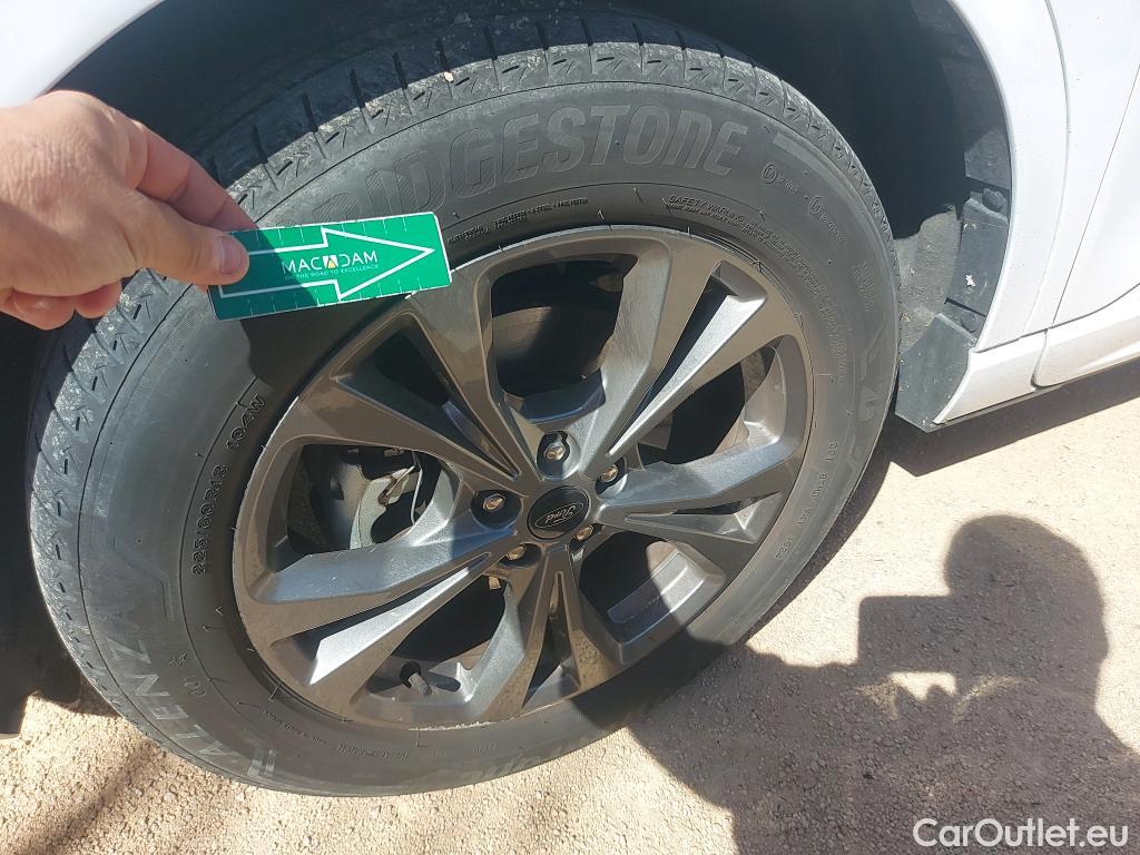  Ford  Kuga FORD  / 2019 / 5P / todoterreno ST-Line 2.5 Duratec PHEV 165kW Auto #3