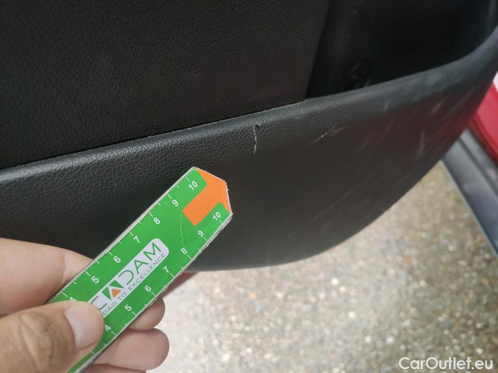  Hyundai  Konna HYUNDAI Kona / 2017 / 5P / todoterreno 1.6 GDI HEV Tecno Red DT #26