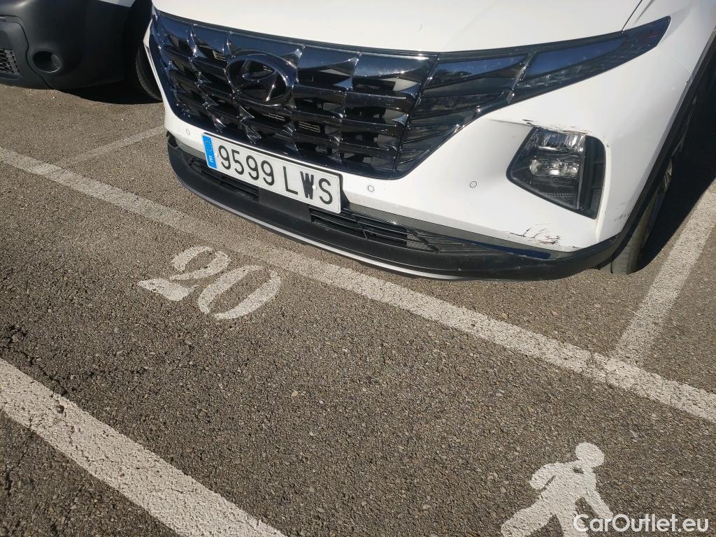  Hyundai  Tucson HYUNDAI  / 2020 / 5P / todoterreno 1.6 TGDI 169kW HEV Tecno Auto 2C #32