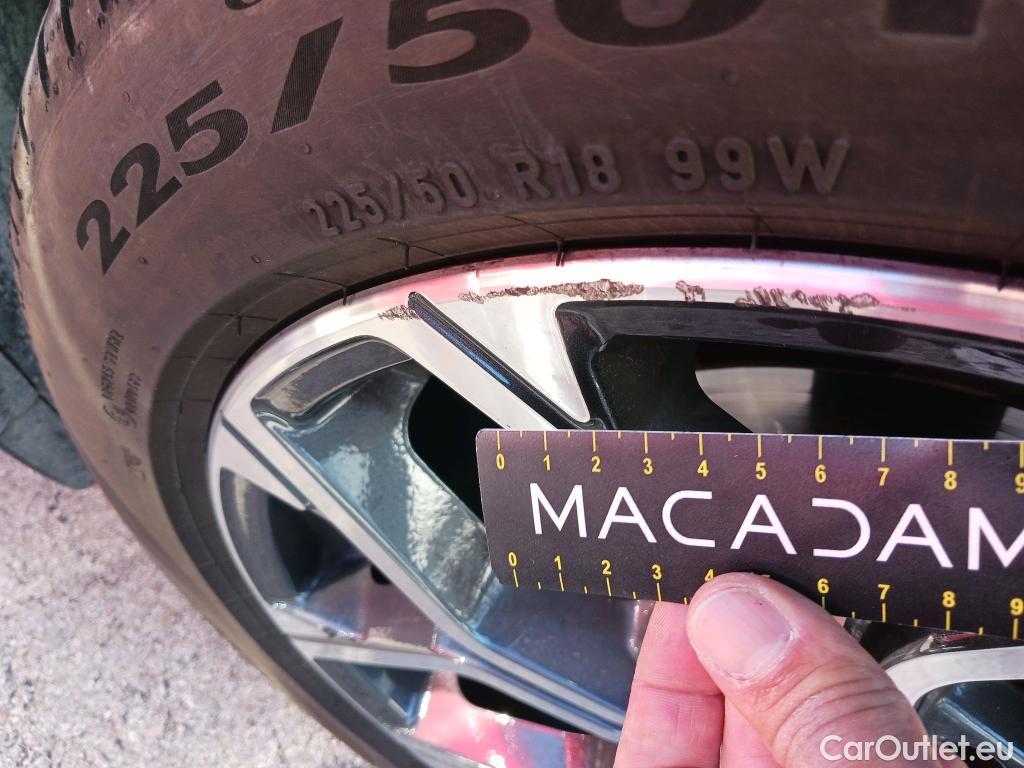  Bmw  X1 BMW  / 2019 / 5P / todoterreno sDrive18i #7