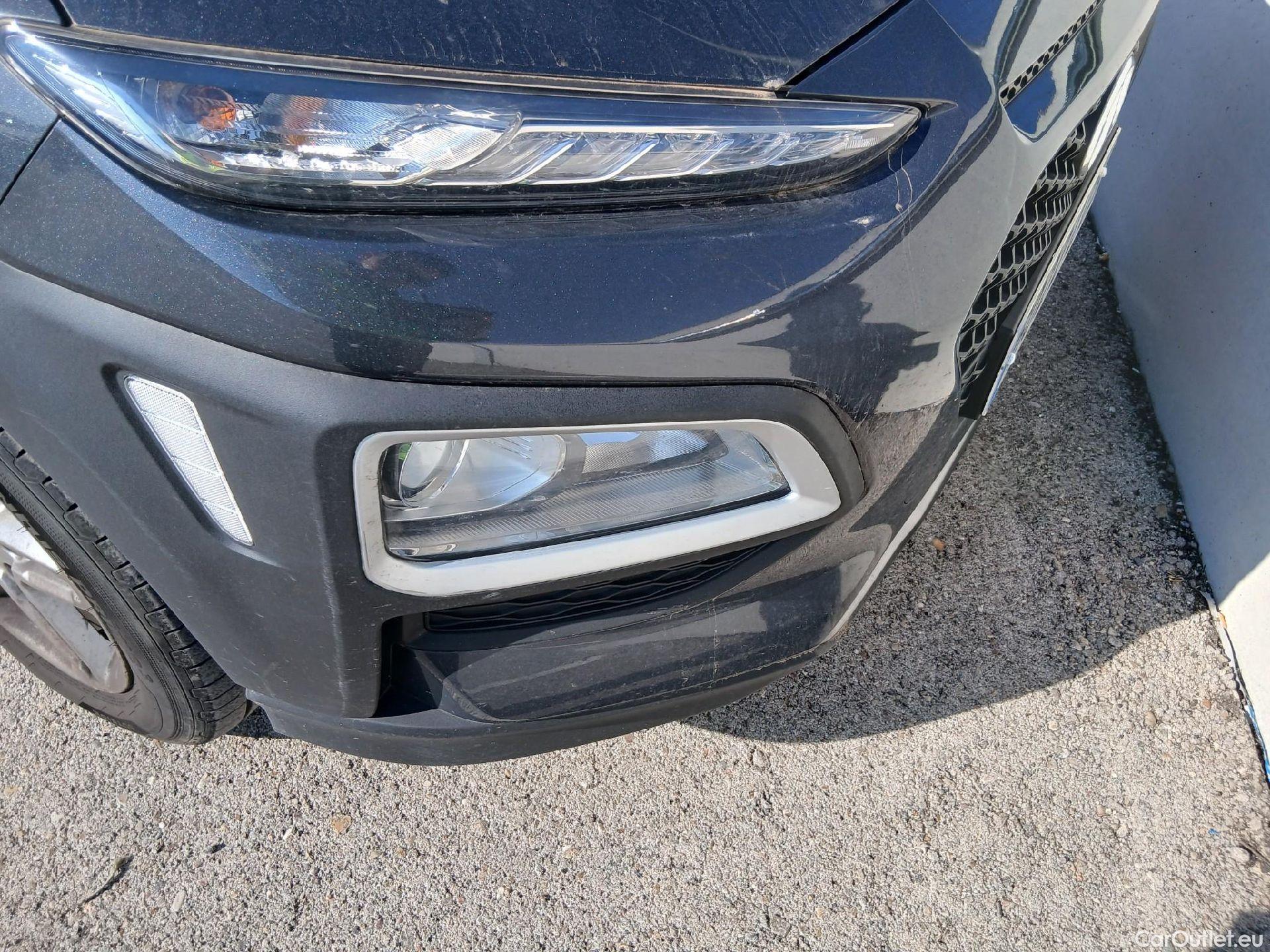  Hyundai  Konna HYUNDAI Kona / 2017 / 5P / todoterreno 1.0 TGDI SLE 4X2(SP) #5