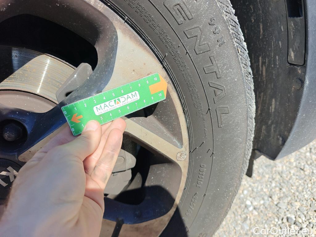  KIA  Sportage KIA  1.6MHEV Drive 100kW(136CV) 4x2(Crist Tintados)(CX) #36