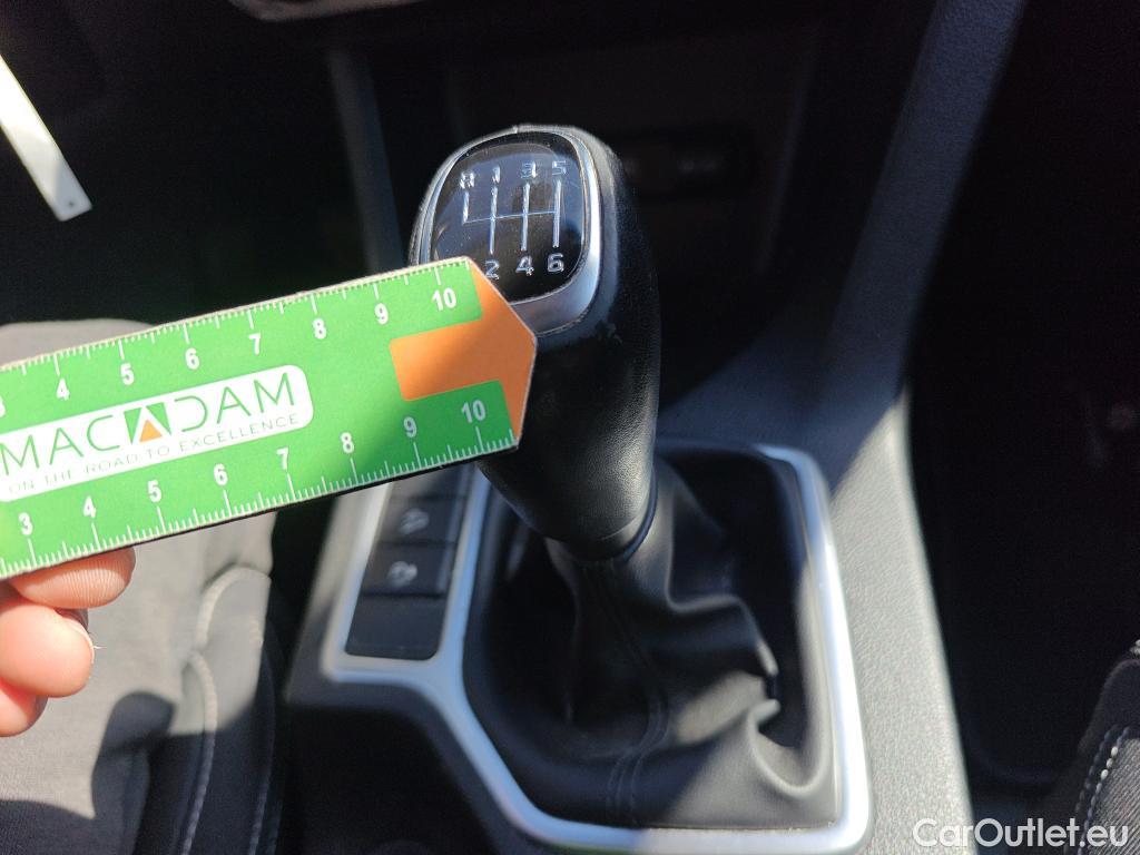  KIA  Sportage KIA  1.6MHEV Drive 100kW(136CV) 4x2(Crist Tintados)(CX) #20