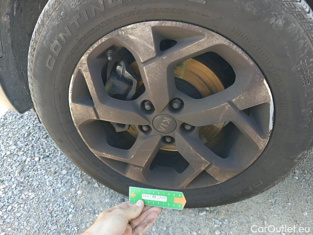  KIA  Sportage KIA  1.6MHEV Drive 100kW(136CV) 4x2(Crist Tintados)(CX) #28