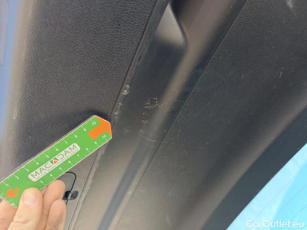  KIA  Sportage KIA  1.6MHEV Drive 100kW(136CV) 4x2(Crist Tintados)(CX) #11