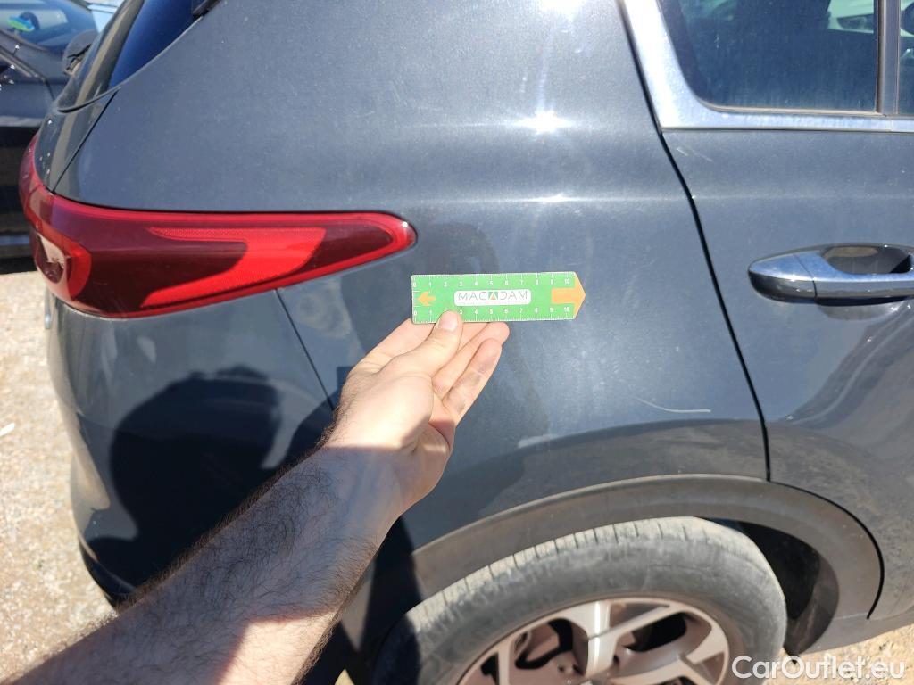  KIA  Sportage KIA  1.6MHEV Drive 100kW(136CV) 4x2(Crist Tintados)(CX) #8