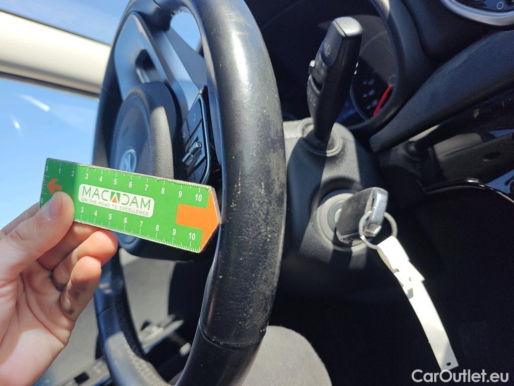  KIA  Sportage KIA  1.6MHEV Drive 100kW(136CV) 4x2(Crist Tintados)(CX) #18