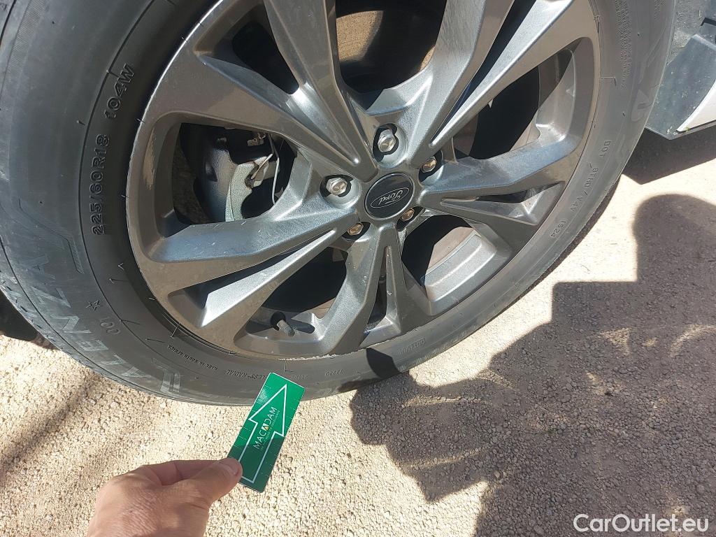  Ford  Kuga FORD  / 2019 / 5P / todoterreno ST-Line 2.5 Duratec PHEV 165kW Auto #4