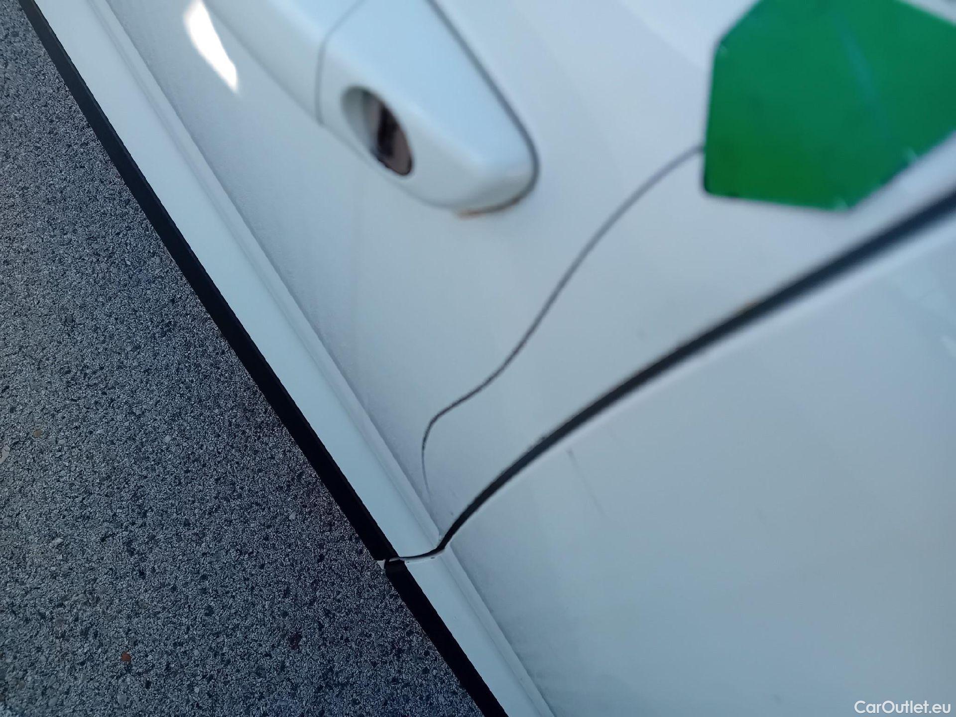  Opel  Mokka OPEL  / 2020 / 5P / todoterreno 1.5 D GS Line (AC) #3