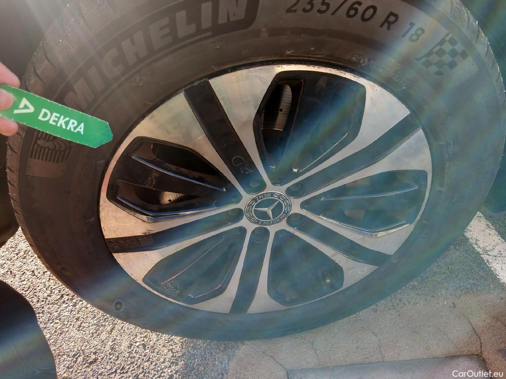  Mercedes  G-Klasee MERCEDES-BENZ Clase GLC / 2019 / 5P / todoterreno GLC 300 e 4MATIC #13