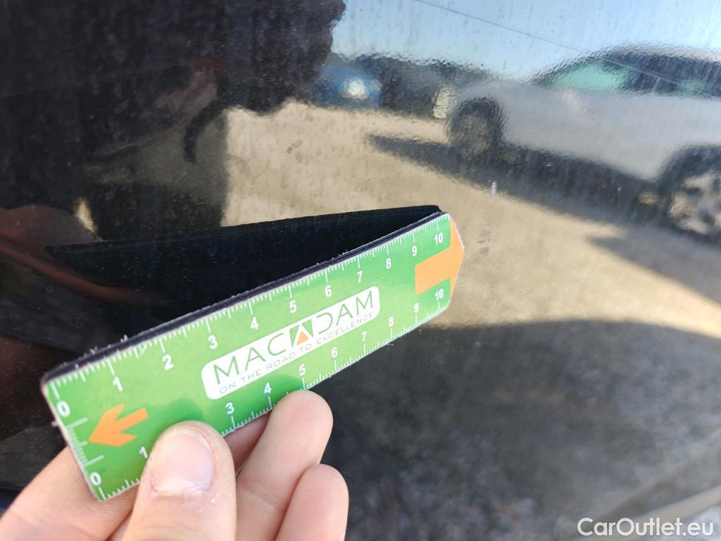  Nissan  Qashqai NISSAN  / 2021 / 5P / todoterreno DIG-T 103kW N-Connecta #26