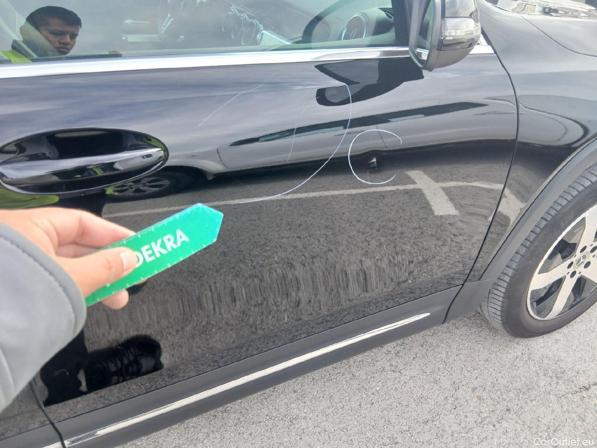  Mercedes  GLB MERCEDES-BENZ  / 2019 / 5P / todoterreno 2.0  200 D DCT 110KW (150CV) #41