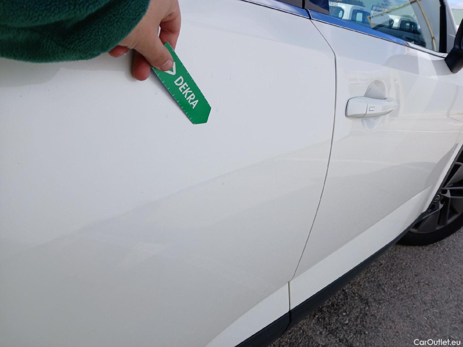  Nissan  Qashqai NISSAN  / 2021 / 5P / todoterreno DIG-T 116kW (158CV) mHEV Xtronic Acenta (AC2) #20