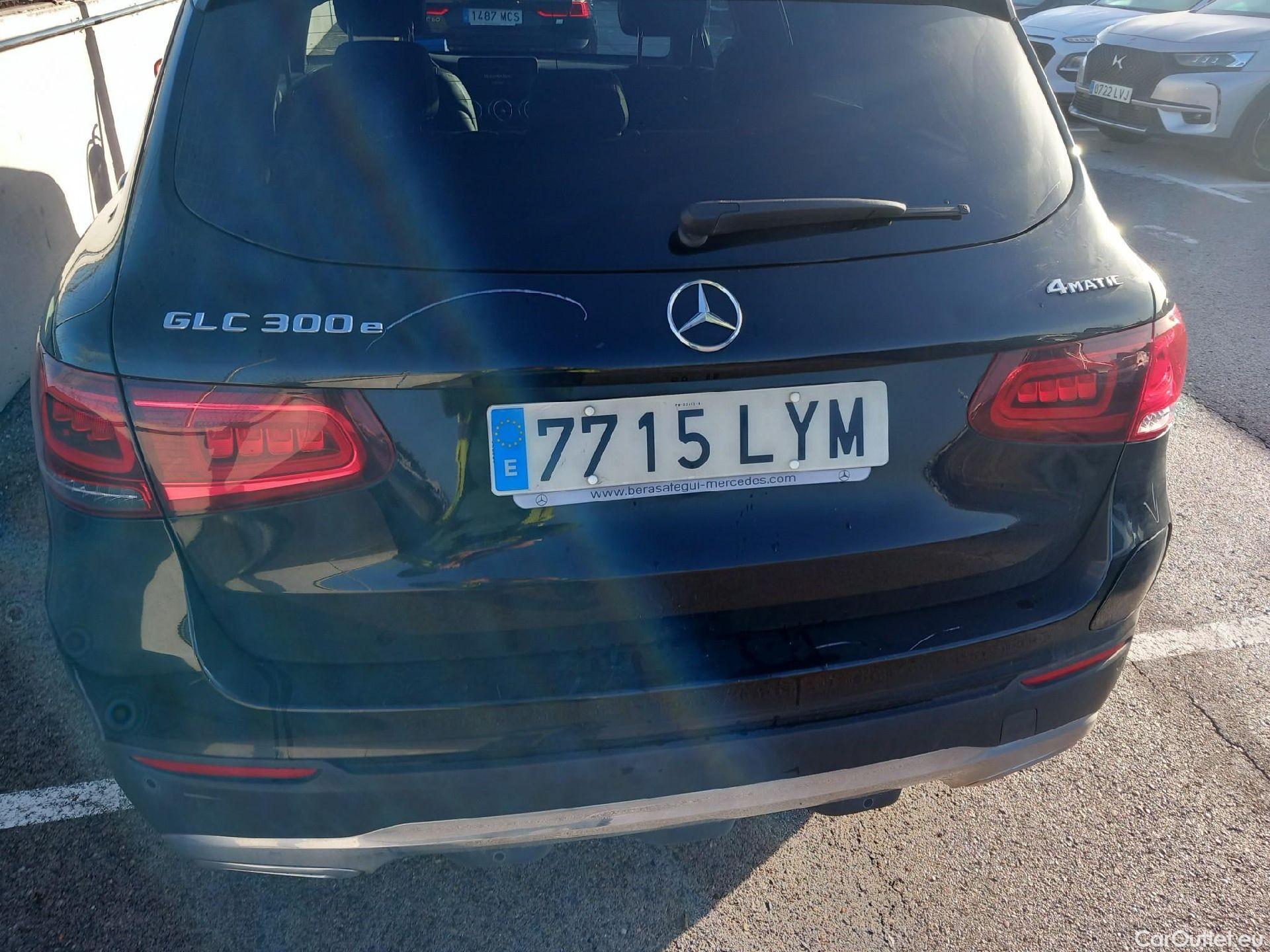  Mercedes  G-Klasee MERCEDES-BENZ Clase GLC / 2019 / 5P / todoterreno GLC 300 e 4MATIC #31