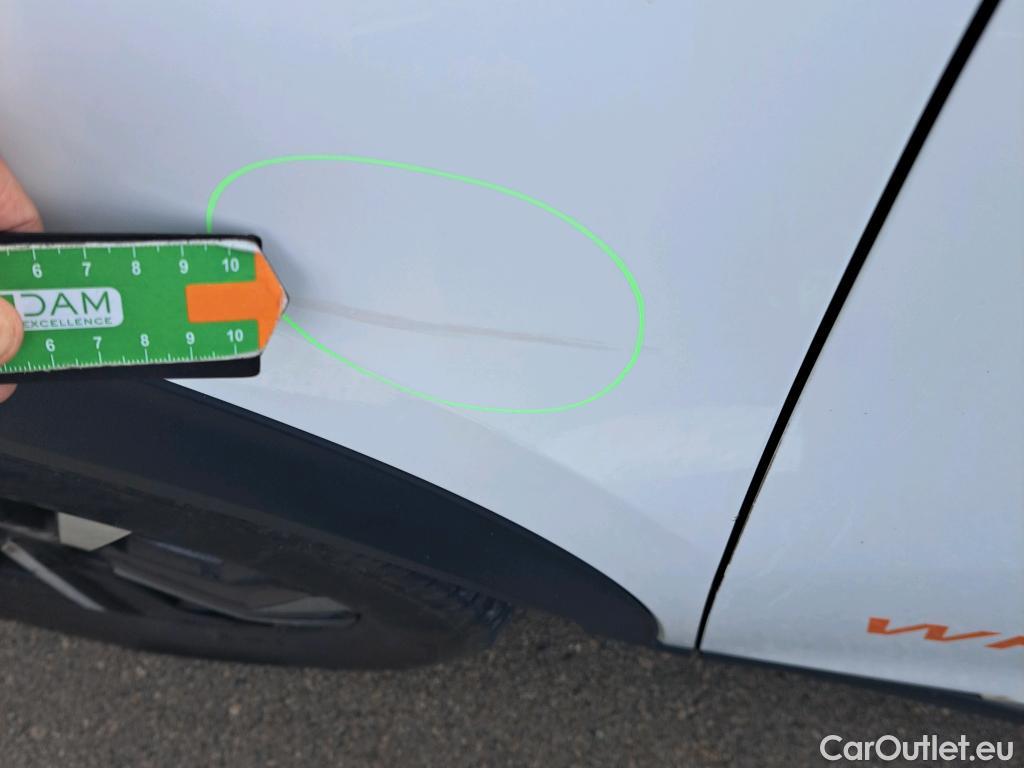  Peugeot  2008 PEUGEOT  / 2019 / 5P / todoterreno Allure Pack BlueHDI 81kW (110CV) #42