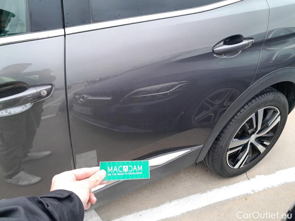  Peugeot  3008 PEUGEOT  / 2020 / 5P / todoterreno 1.5 BlueHDi 96kW S&S GT EAT8 #9