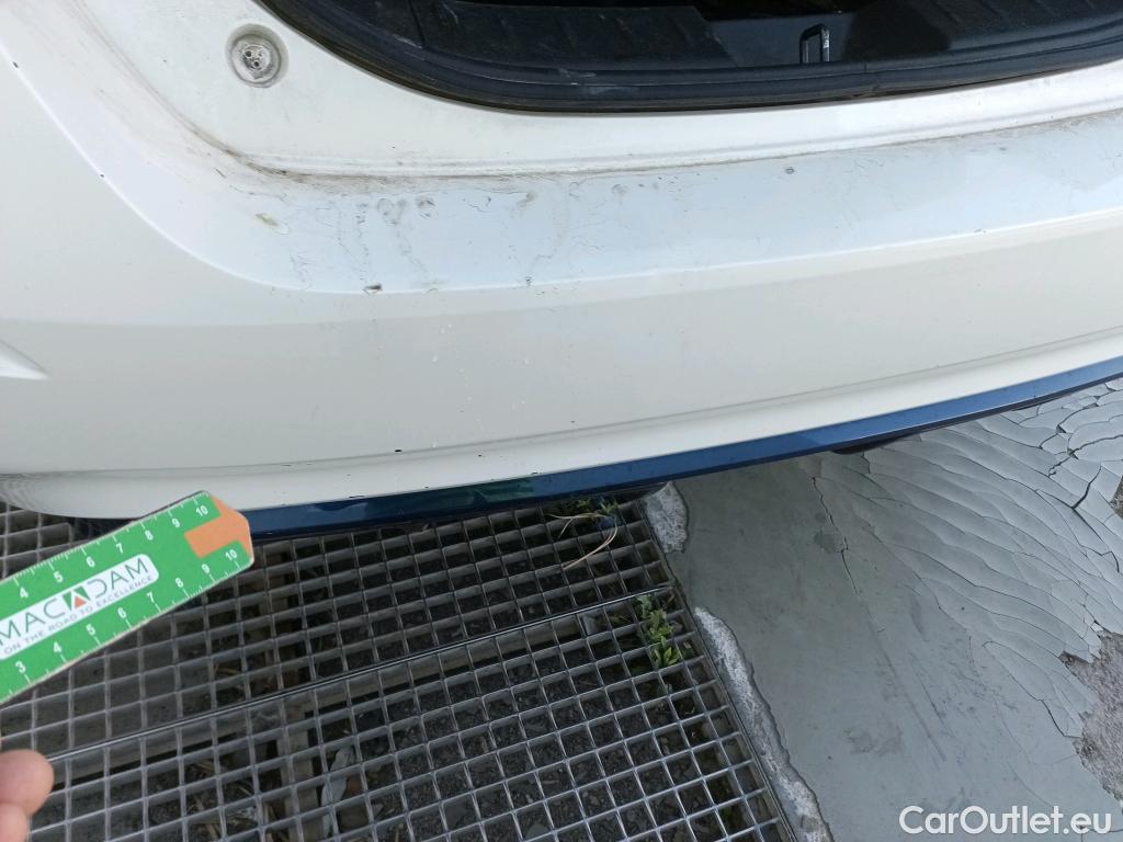  Nissan  Leaf NISSAN  / 2017 / 5P / berlina con portón 62kWh e+ Acenta #26