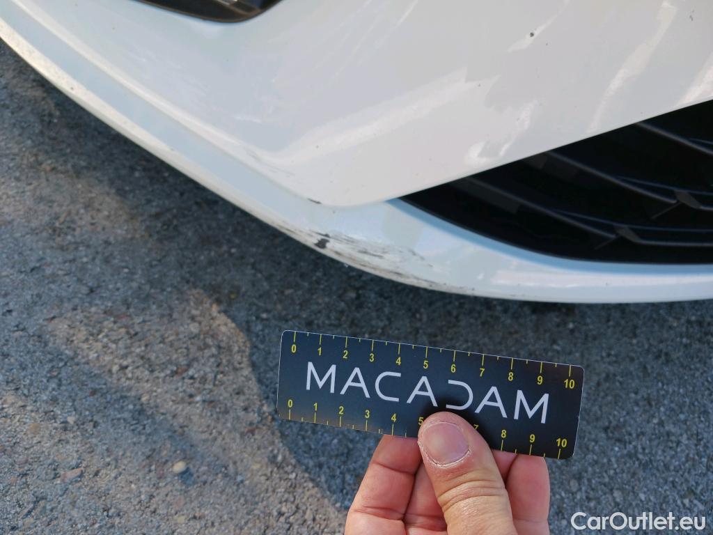  Renault  Clio RENAULT  / 2019 / 5P / berlina con portón Intens TCe 67 kW (91CV) #14