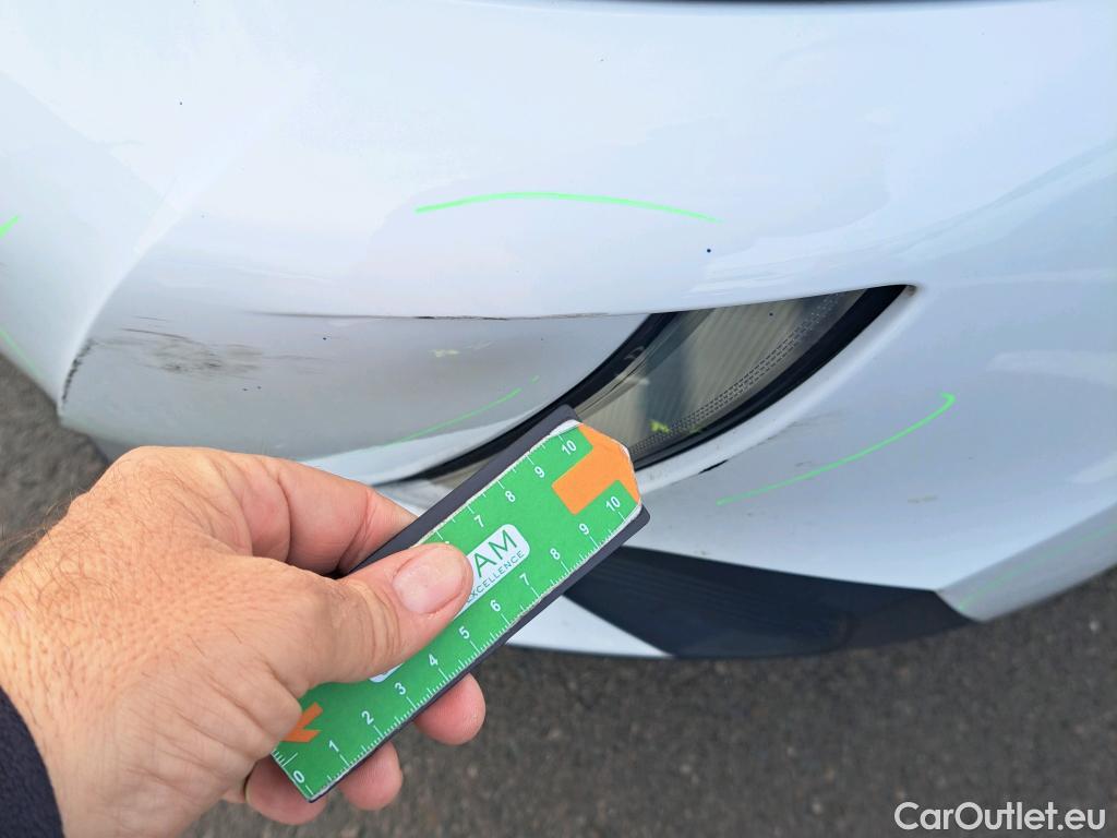  Peugeot  2008 PEUGEOT  / 2019 / 5P / todoterreno Allure Pack BlueHDI 81kW (110CV) #15