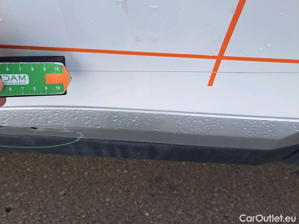  Peugeot  2008 PEUGEOT  / 2019 / 5P / todoterreno Allure Pack BlueHDI 81kW (110CV) #8