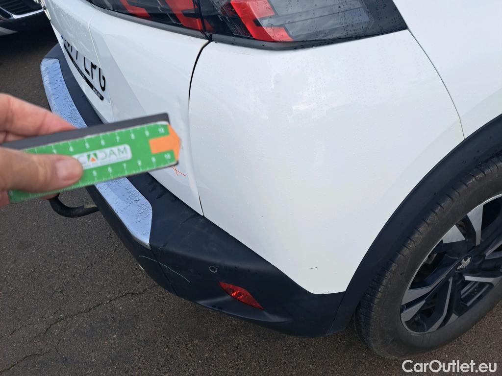  Peugeot  2008 PEUGEOT  / 2019 / 5P / todoterreno Allure Pack BlueHDI 81kW (110CV) #21