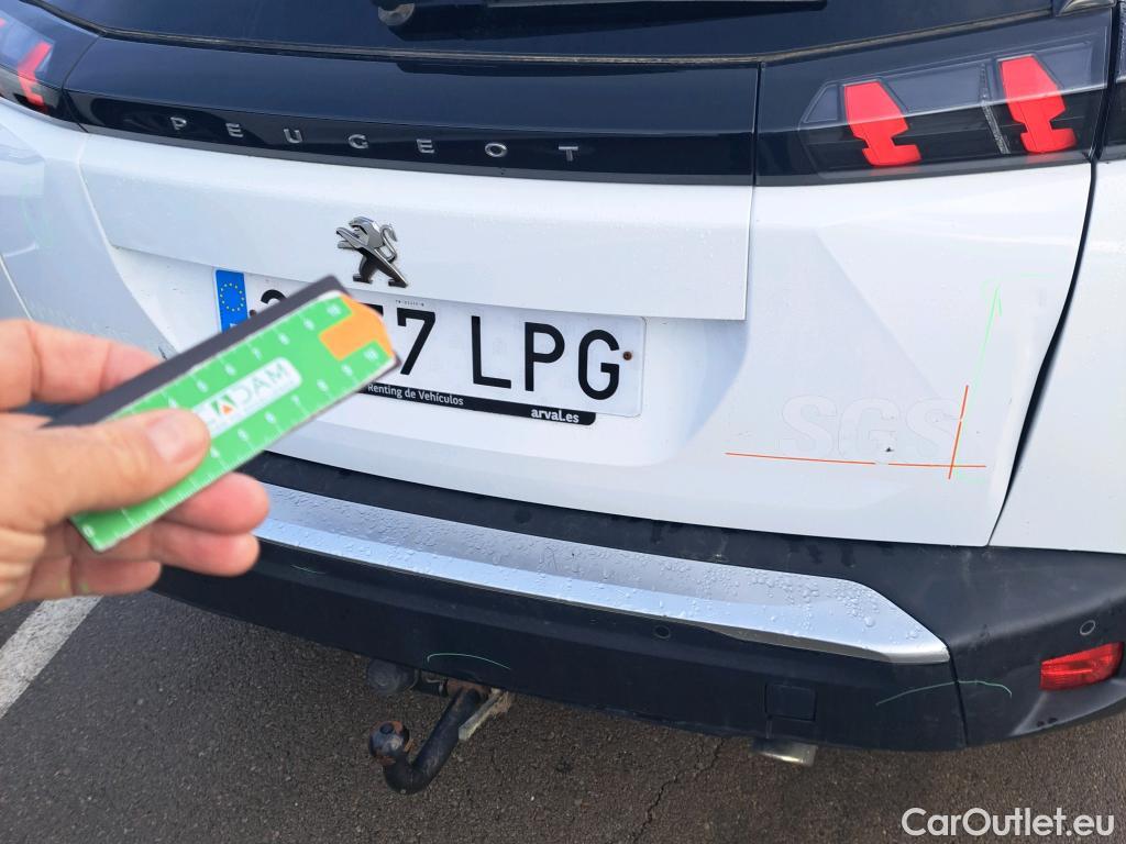  Peugeot  2008 PEUGEOT  / 2019 / 5P / todoterreno Allure Pack BlueHDI 81kW (110CV) #3