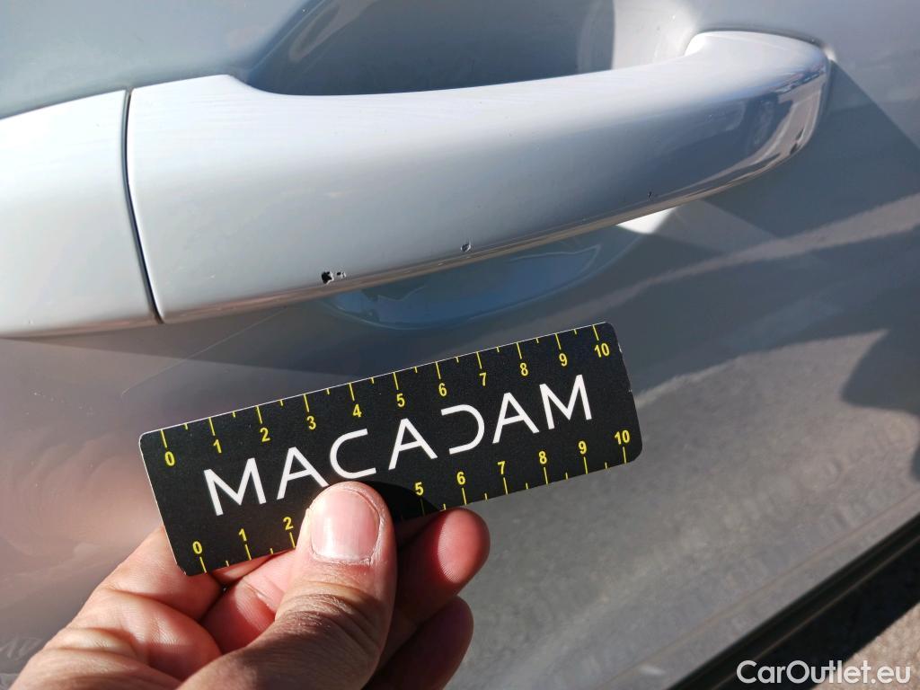  Renault  Clio RENAULT  / 2019 / 5P / berlina con portón Intens TCe 67 kW (91CV) #18