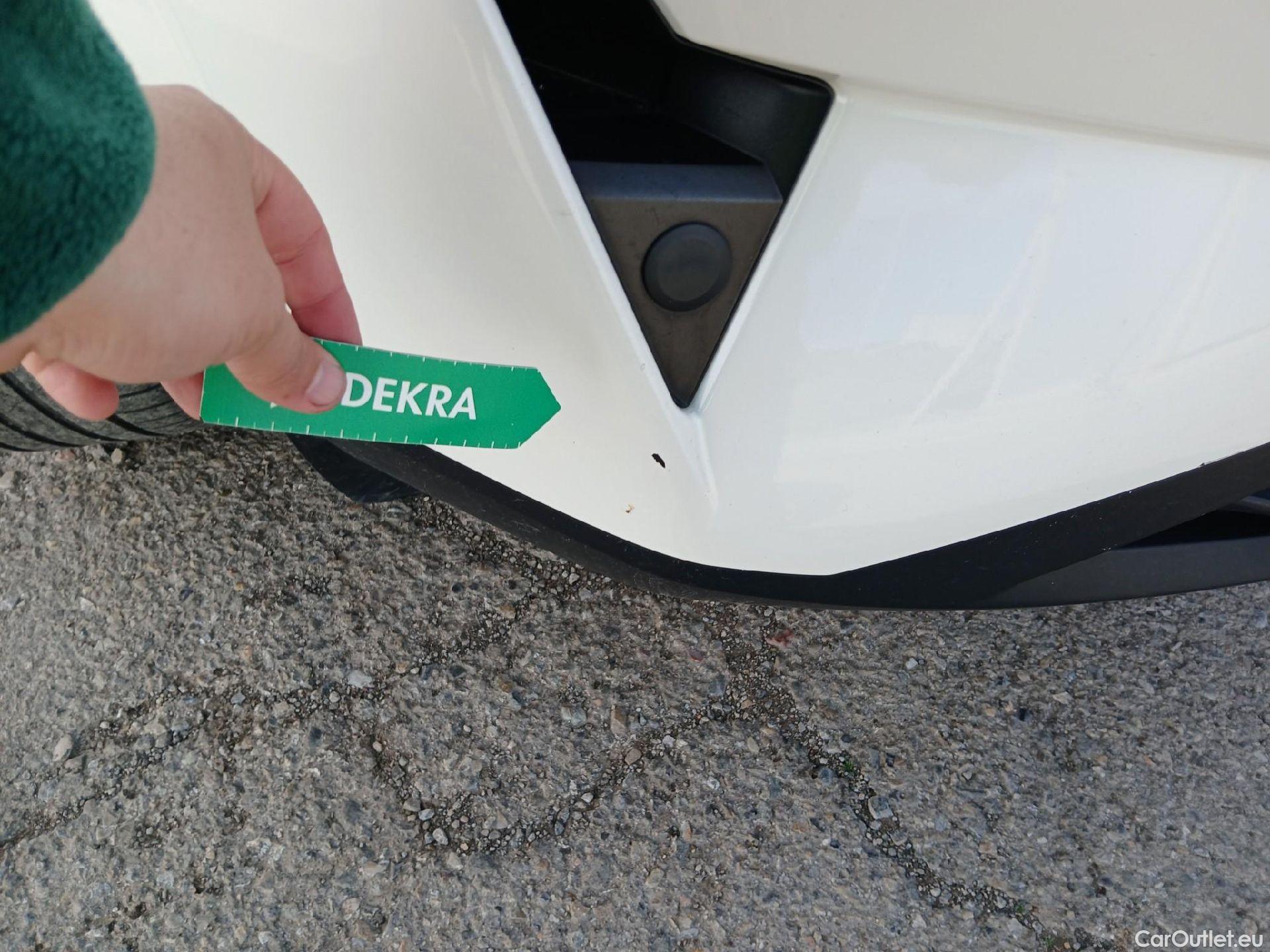  Nissan  Qashqai NISSAN  / 2021 / 5P / todoterreno DIG-T 116kW (158CV) mHEV Xtronic Acenta (AC2) #6