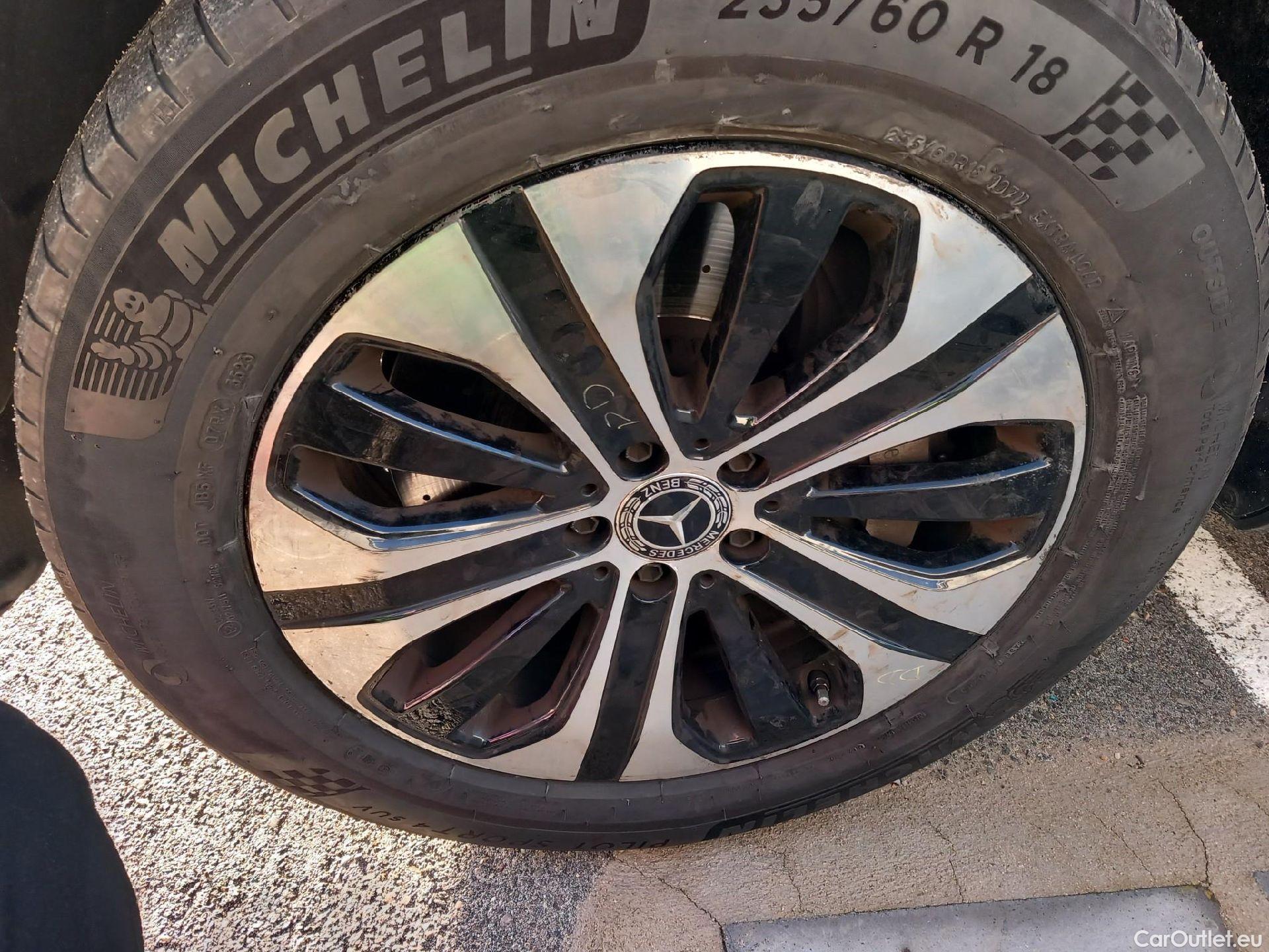  Mercedes  G-Klasee MERCEDES-BENZ Clase GLC / 2019 / 5P / todoterreno GLC 300 e 4MATIC #14