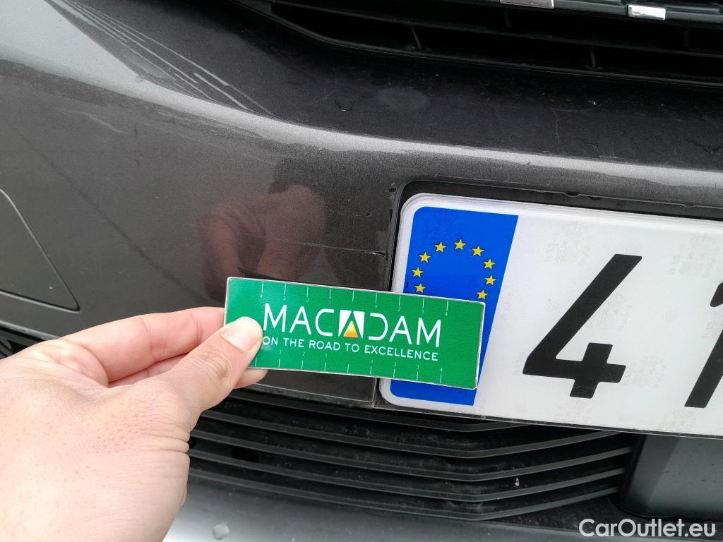  Peugeot  3008 PEUGEOT  / 2020 / 5P / todoterreno 1.5 BlueHDi 96kW S&S GT EAT8 #19