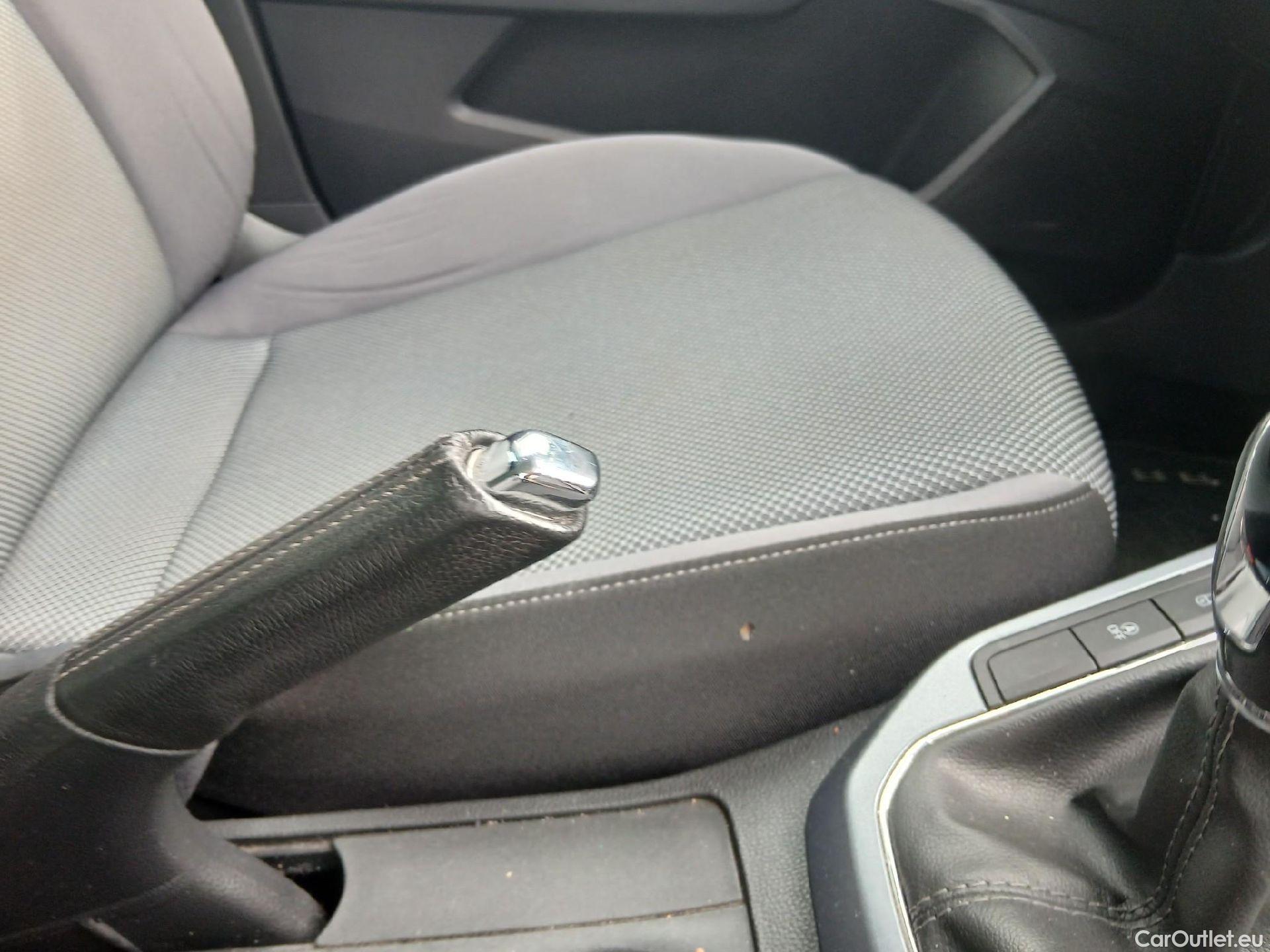  Seat  Arona SEAT  / 2017 / 5P / todoterreno 1.0 TSI 70kW (95CV) Style Edition Eco (CX) #15