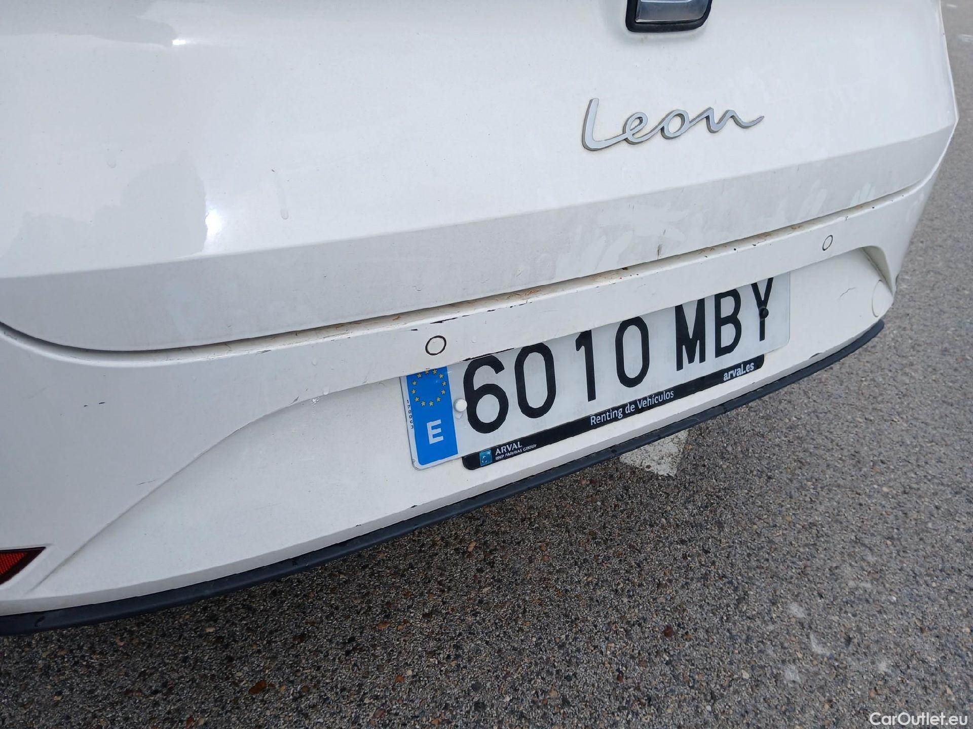  Seat  Leon SEAT Nuevo León / 2020 / 5P / familiar SP 2.0 TDI 85kW Style Go(SP) #19