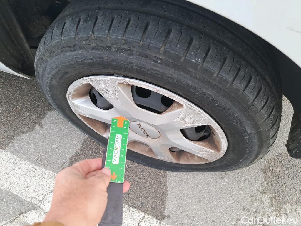  Dacia  Dokker DACIA  / 2013 / 4P / furgón derivado de turismo Van Essential Blue dCi 70kW (95CV) #53