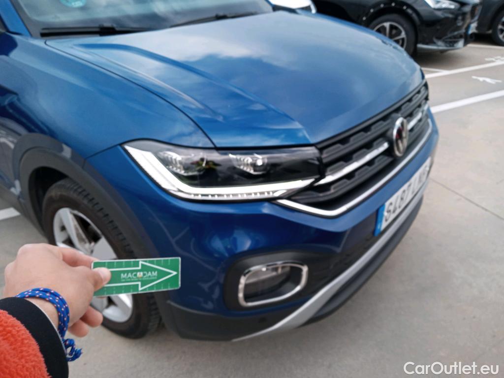  Volkswagen  T-CROSS VOLKSWAGEN  / 2018 / 5P / todoterreno Sport 1.5 TSI 110kW (150CV) DSG #20