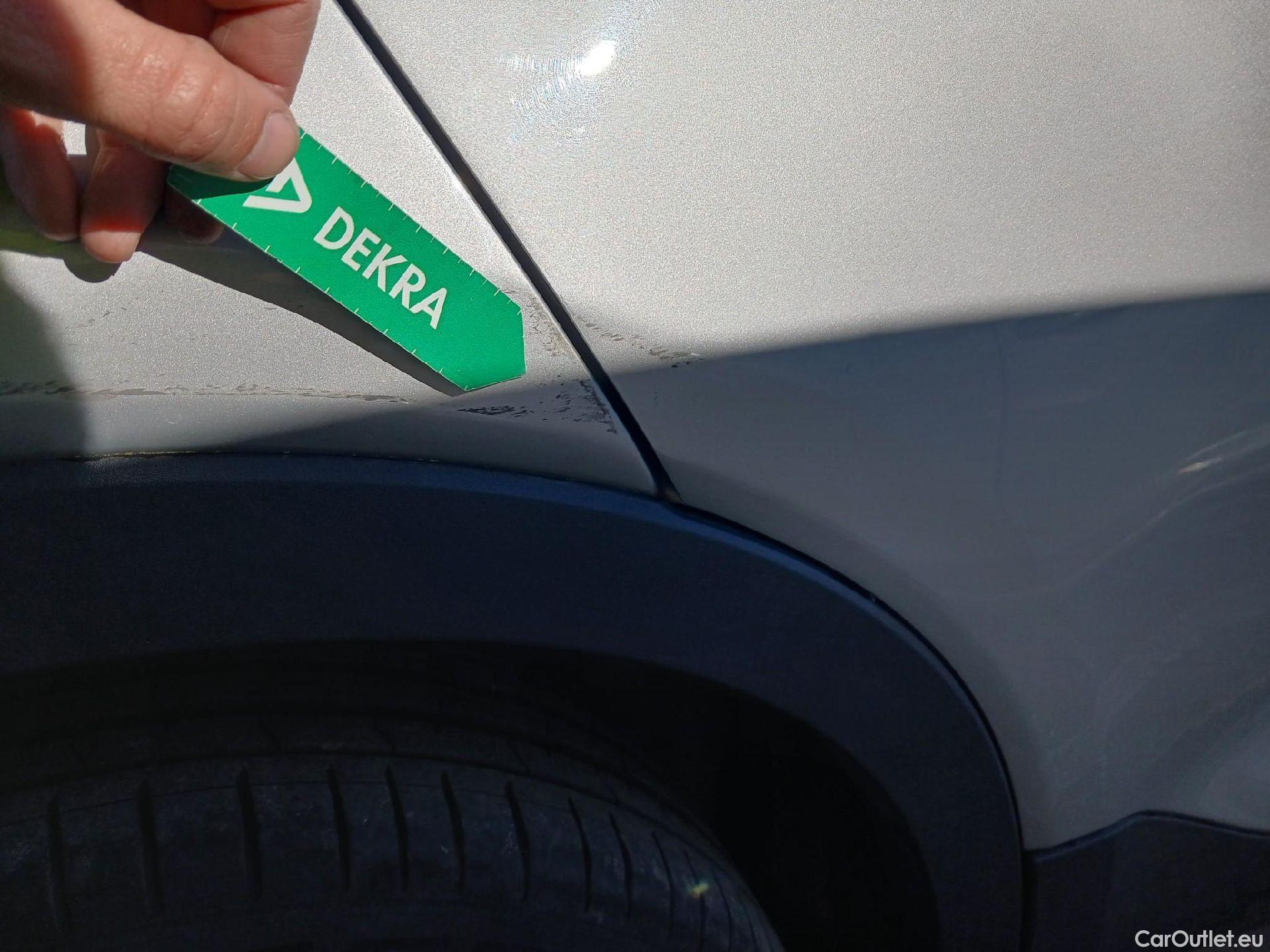  Volvo  XC 40 VOLVO XC40 / 2021 / 5P / todoterreno 1.5 T5 Twin Recharge Plus Dark Auto #16