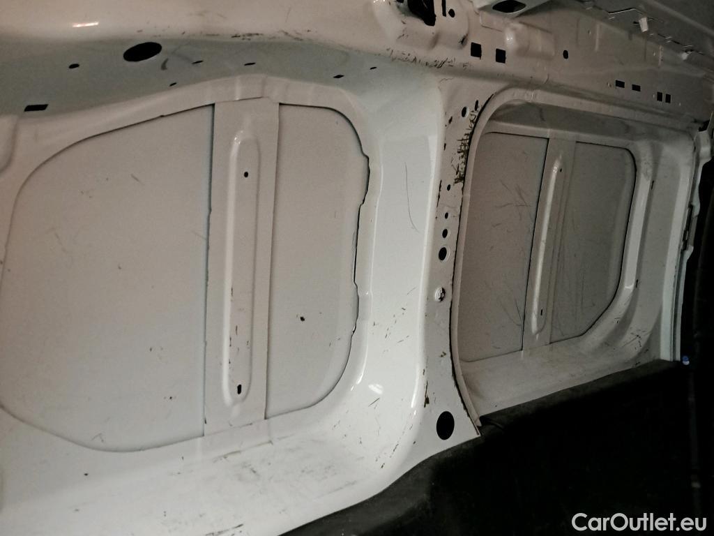  Citroen  Berlingo CITROEN  / 2018 / 3P / furgón derivado de turismo Talla M BlueHDi 100 CONTROL (AC2) #6